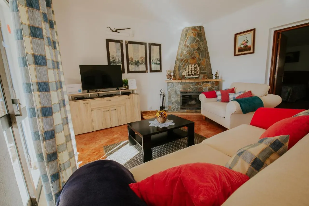 Casa Joaquina Vila Carvoeiro